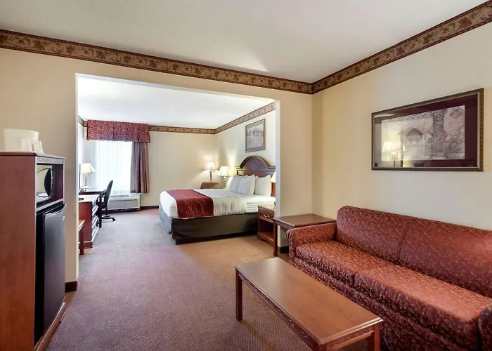 Quality Inn & Suites Bel Air I-95 Exit 77A
